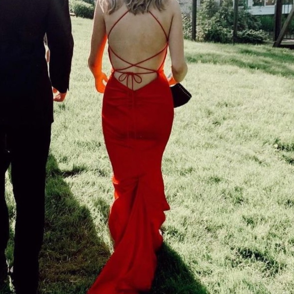 Sherri Hill size 0 red prom dress